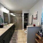 Halfway, MD - Bathroom